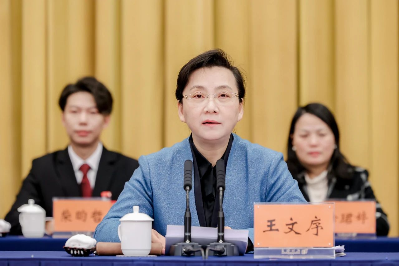 省委常委、统战部部长王文序